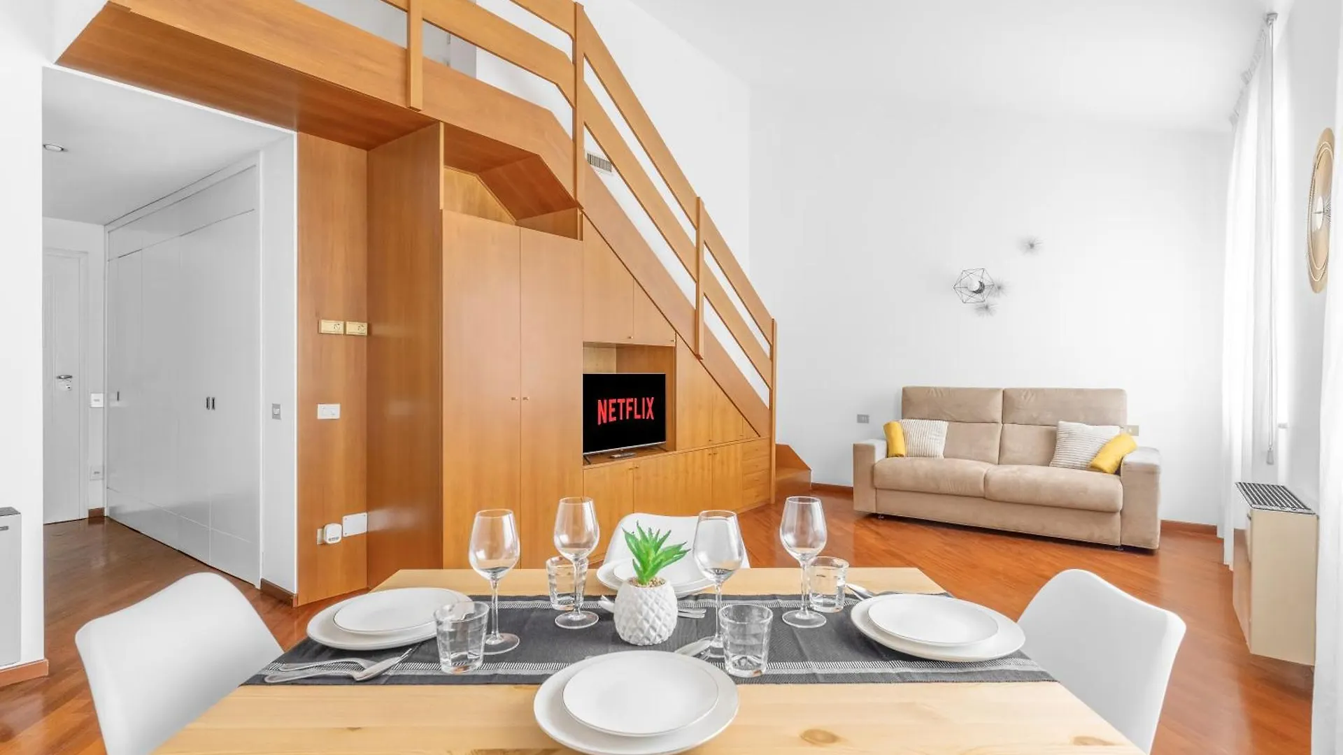 Central Luxurious Apartment Duomo A/C-Wi-Fi Free Milão
